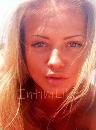 Стриптизерша Нэлли №6189, 26 лет